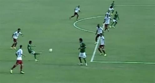 صيد الدورى .. الحكم يمنح الإتحاد هدفاً من تسلل واضح